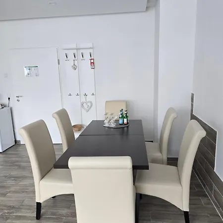 Marina Niederhavel 3*